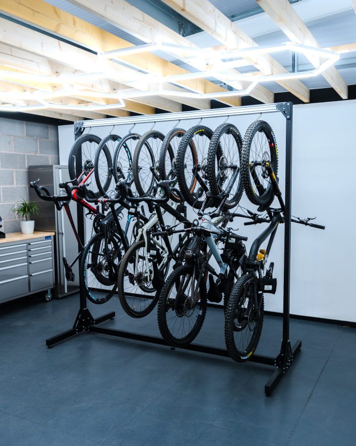 Stashed Products Frittståande sykkelstativ for 8 sykler